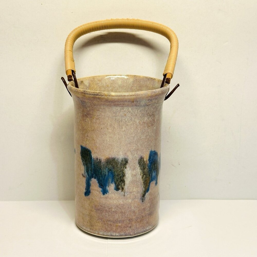 Mae Matsumoto Takata Handmade From Heart Hawaii Pottery Ceramic Vase Bin Handle